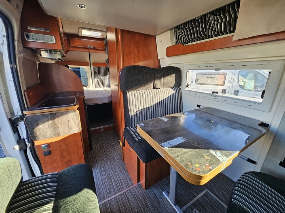 FONT VENDOME TERRAVAN 