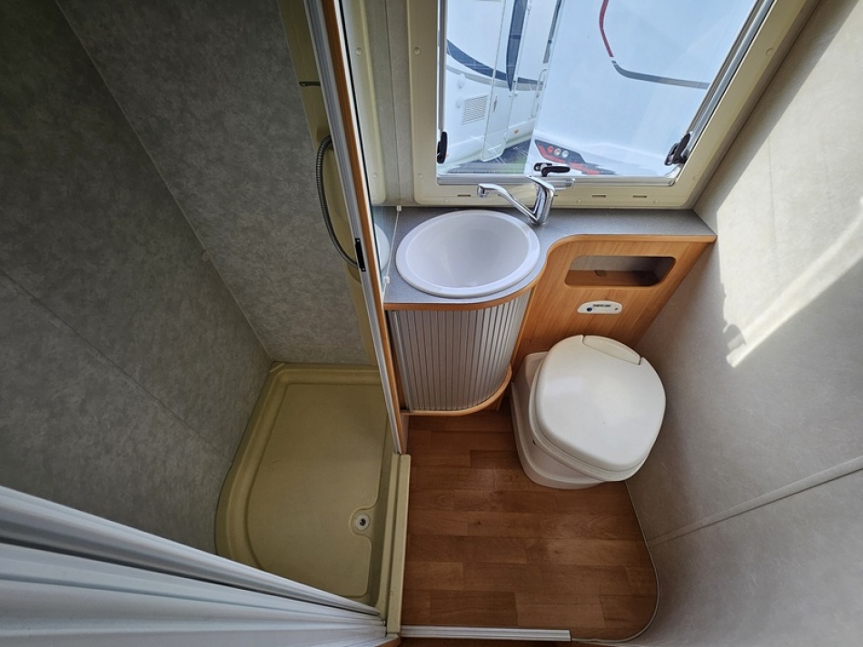 ADRIA ADRIATIK 90