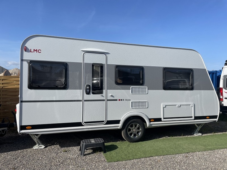 caravane LMC STYLE 460 E modèle 2023