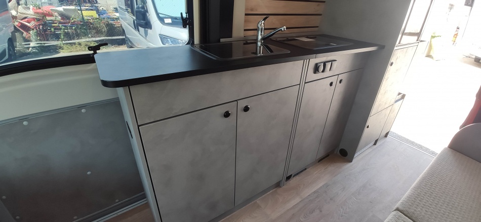 CROSSCAMP CAMPER VAN  FLEX 541