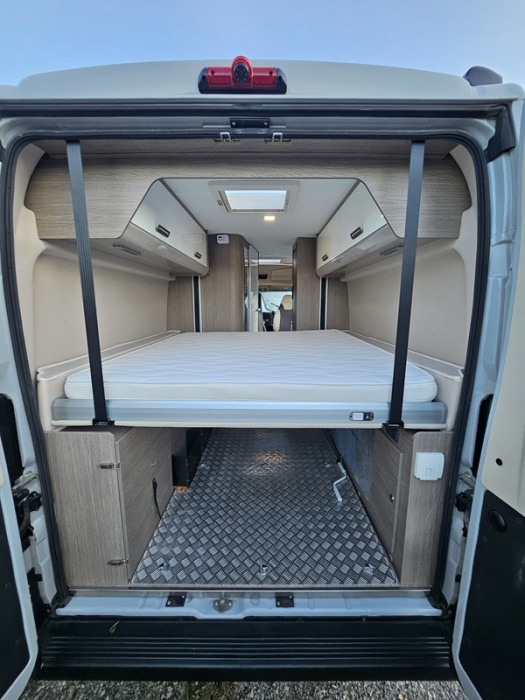 CHALLENGER V210 