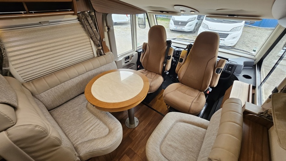 HYMERMOBIL B 698