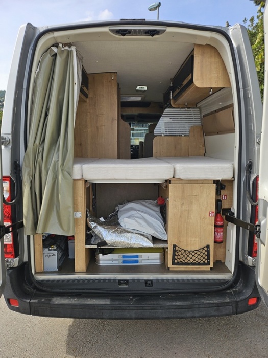 FONT VENDOME MASTER VAN 