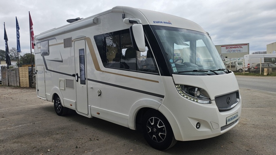 EURA MOBIL IL 695 QB