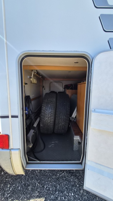 HYMERCAR VAN 522