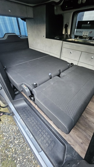 FONT VENDOME AUTO CAMP 